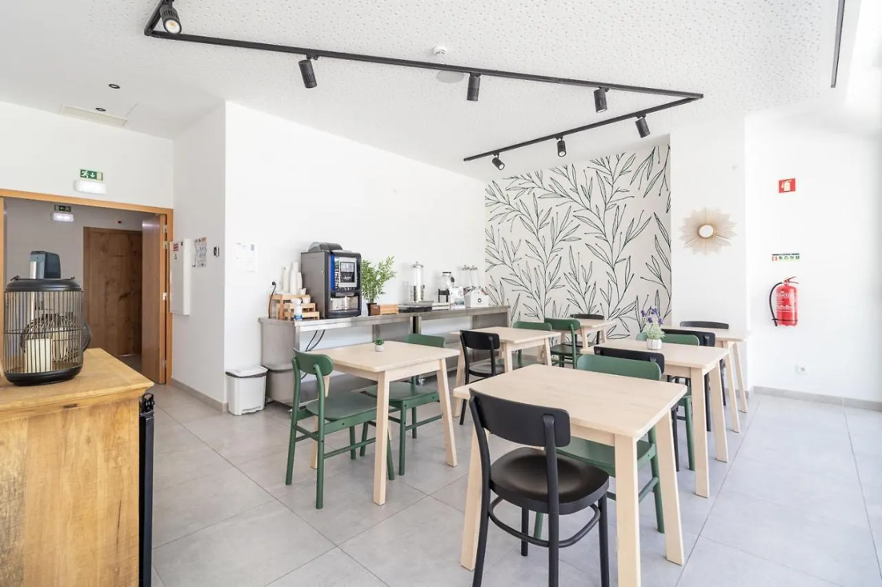 Roots Hotel Faro Aparthotel