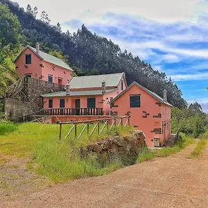 casinhas-da-laurissilva.madeira-islandshotels.com/