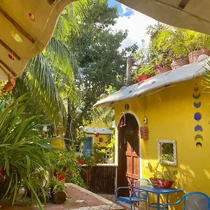 maison-tulum.quintano-roohotels.com/